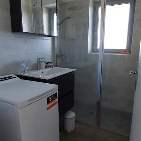 Apartment 3 Pieces Avec Magnifique Vue Mer - Royan- Ref 1497 *